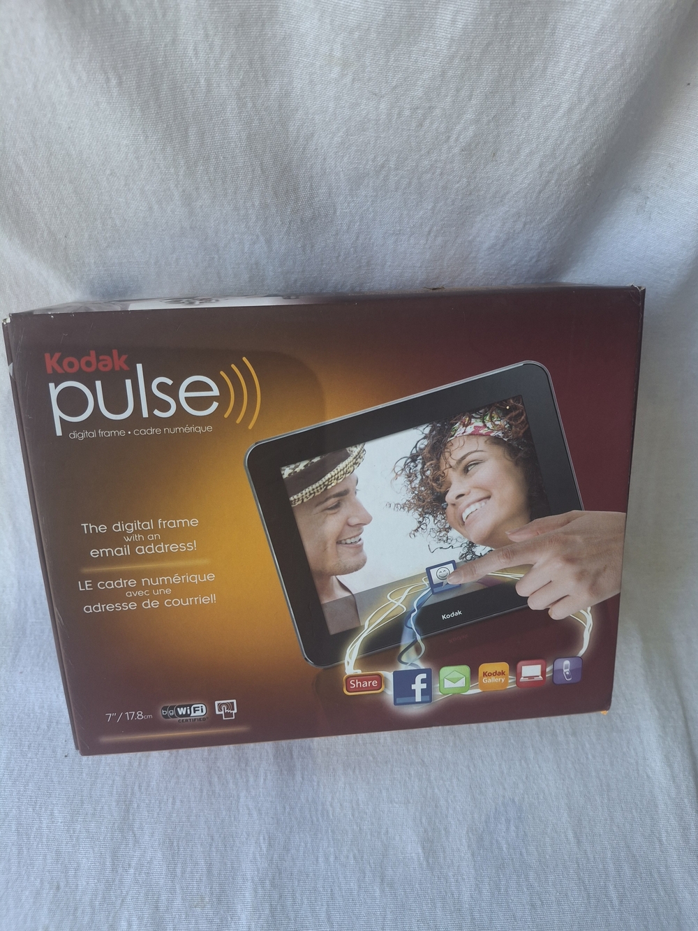 Kodak Pulse 7" Digital Photo Frame - Black
